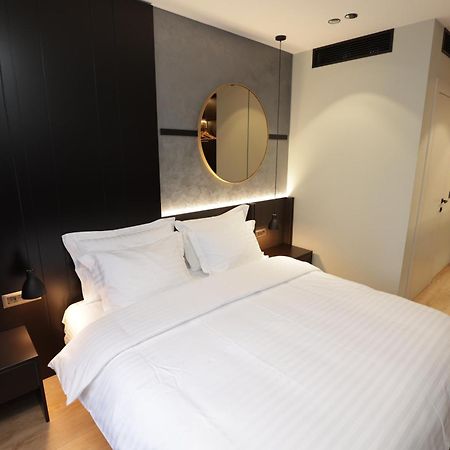 Gremmy Boutique Hotel Tirana Esterno foto