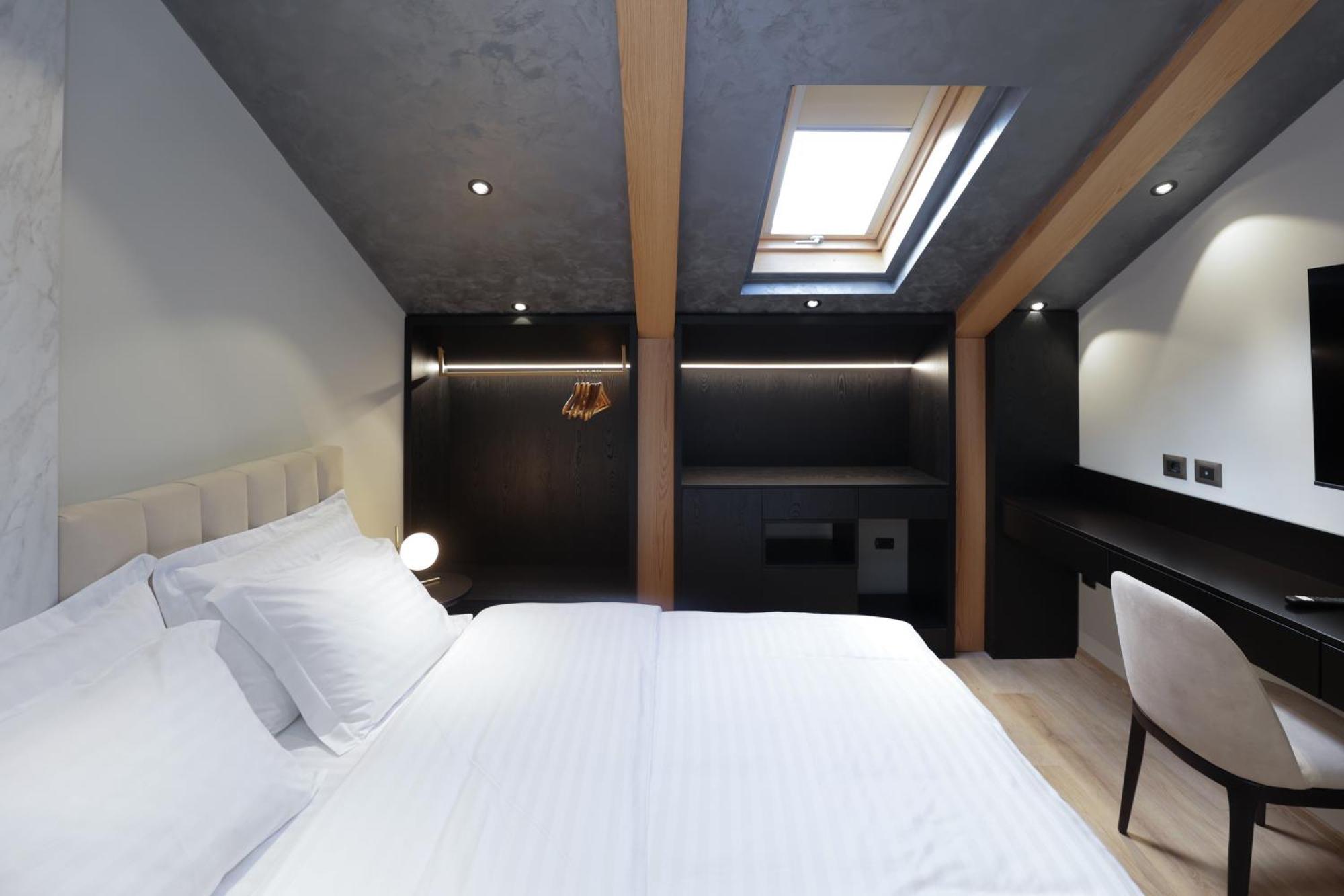 Gremmy Boutique Hotel Tirana Esterno foto