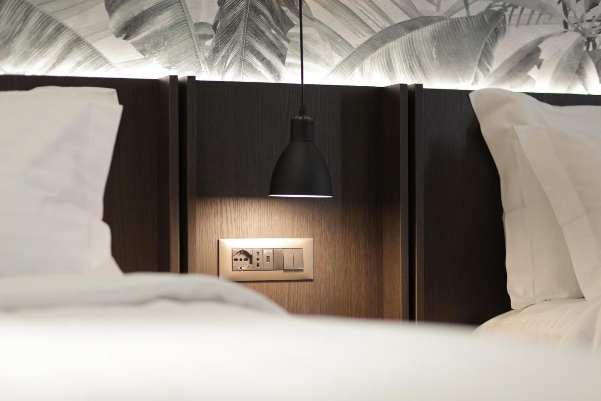Gremmy Boutique Hotel Tirana Esterno foto
