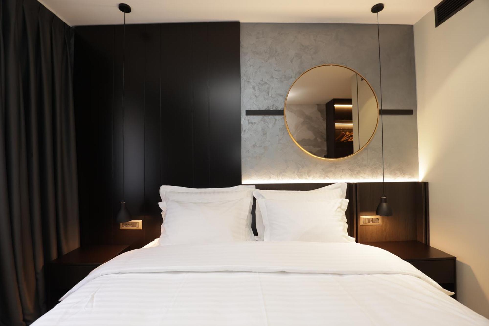 Gremmy Boutique Hotel Tirana Esterno foto