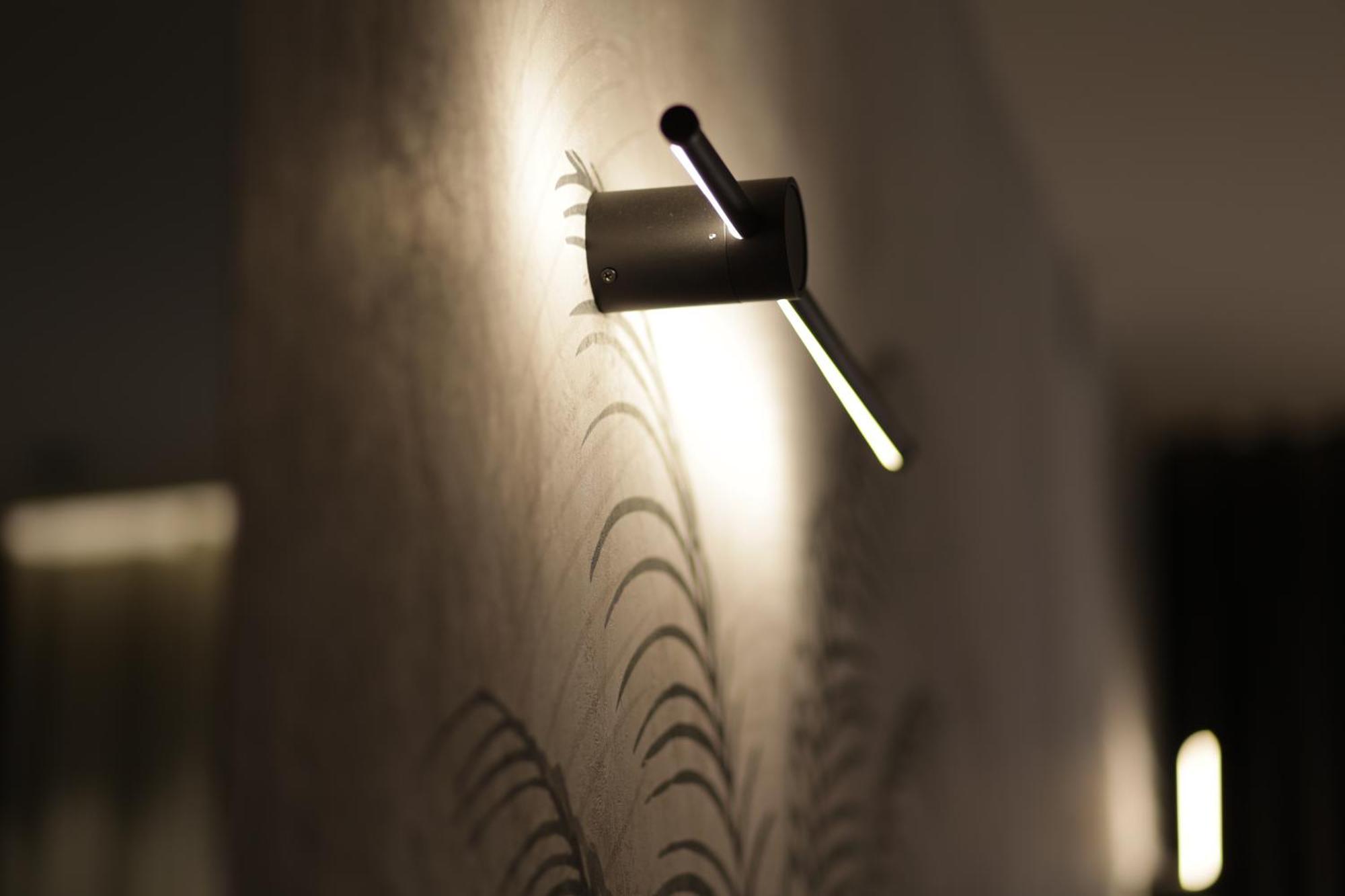 Gremmy Boutique Hotel Tirana Esterno foto
